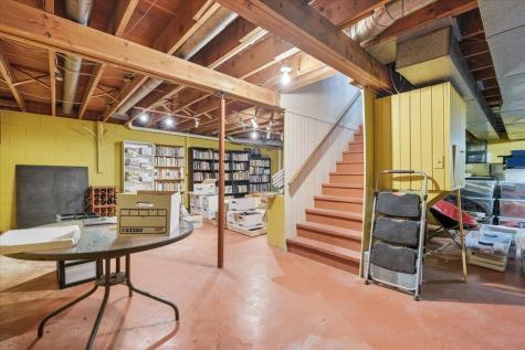 101 Rand Drive Gambier OH 43022