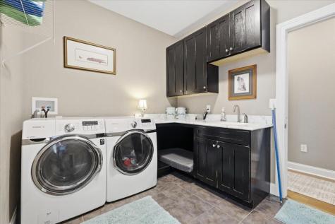 3315 Apple Valley Drive Howard OH 43028