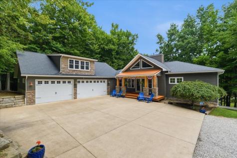 3315 Apple Valley Drive Howard OH 43028