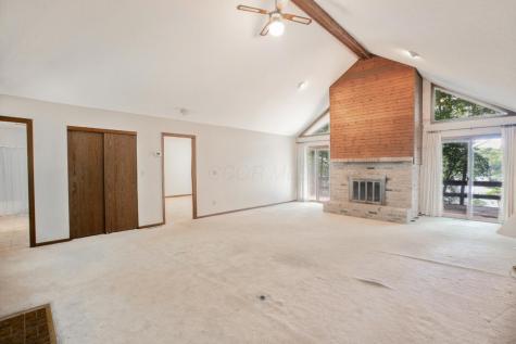 18 Grand Ridge Court Howard OH 43028
