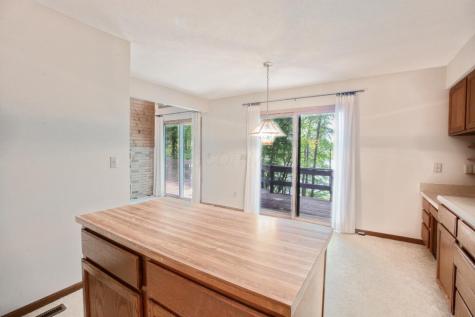 18 Grand Ridge Court Howard OH 43028