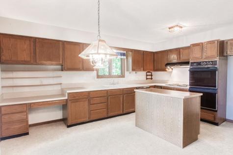 18 Grand Ridge Court Howard OH 43028