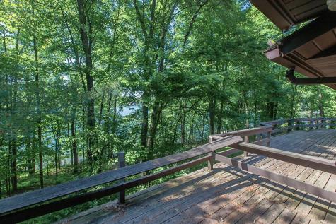 18 Grand Ridge Court Howard OH 43028