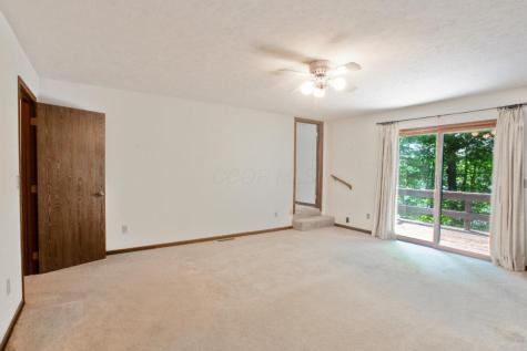 18 Grand Ridge Court Howard OH 43028