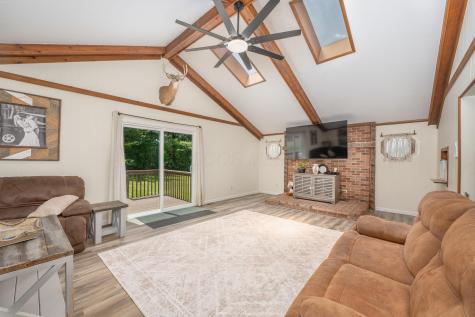 15692 Carson Road Mount Vernon OH 43050