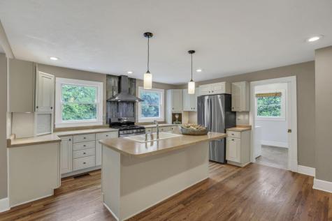 401 E Brooklyn Street Gambier OH 43022
