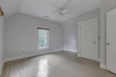 401 E Brooklyn Street Gambier OH 43022