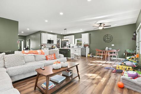 301 Lakeview Heights Drive Howard OH 43028