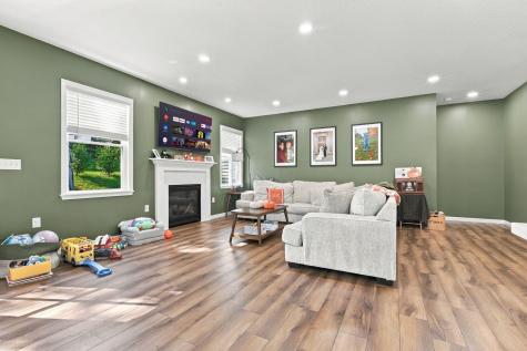 301 Lakeview Heights Drive Howard OH 43028