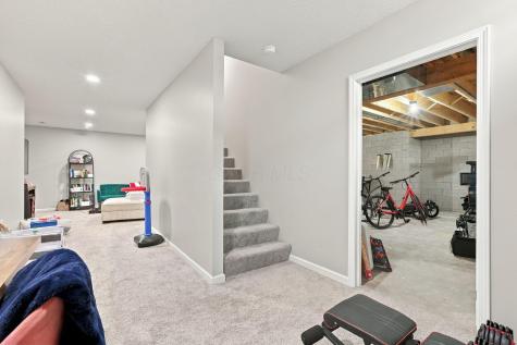 301 Lakeview Heights Drive Howard OH 43028