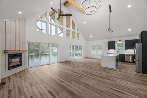 741 Floral Valley Drive E Howard OH 43028