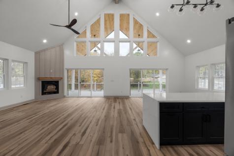 741 Floral Valley Drive E Howard OH 43028