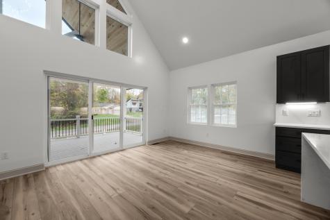 741 Floral Valley Drive E Howard OH 43028