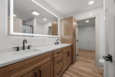 741 Floral Valley Drive E Howard OH 43028