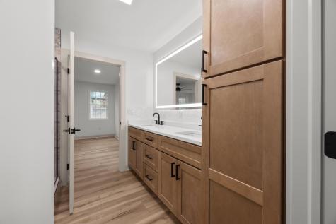 741 Floral Valley Drive E Howard OH 43028