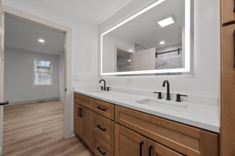 741 Floral Valley Drive E Howard OH 43028