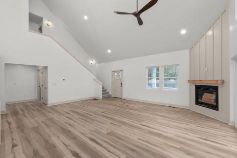 741 Floral Valley Drive E Howard OH 43028