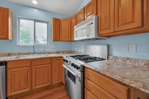 177 Lakeview Heights Drive Howard OH 43028