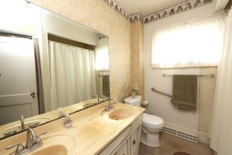 21359 Newcastle Road Gambier OH 43022