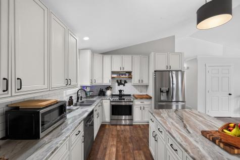 703 Daffodil Drive Howard OH 43028