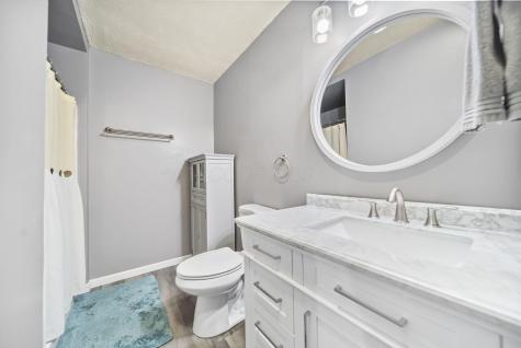 328 Darlene Street Centerburg OH 43011
