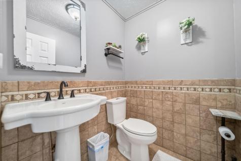 328 Darlene Street Centerburg OH 43011