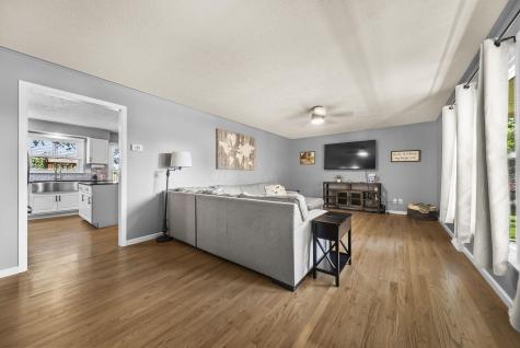 328 Darlene Street Centerburg OH 43011