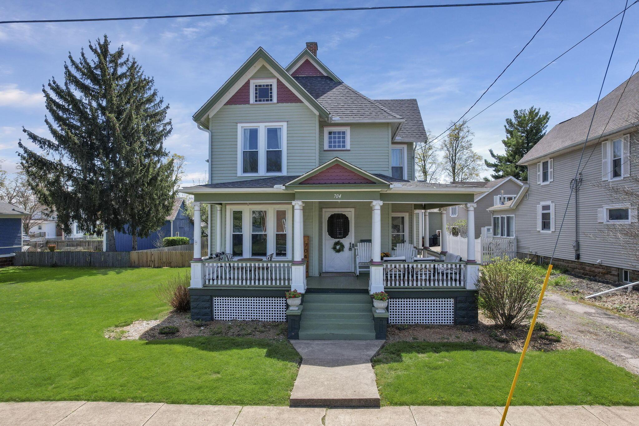 704 E High Street Mount Vernon OH 43050