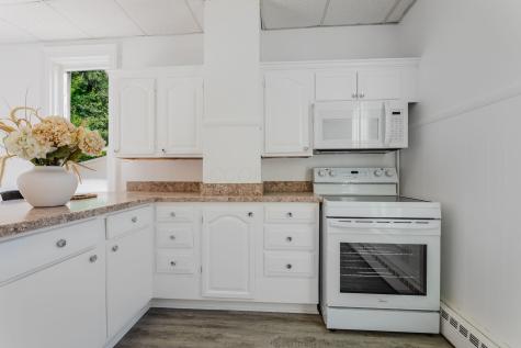 77 S Hartford Avenue Centerburg OH 43011