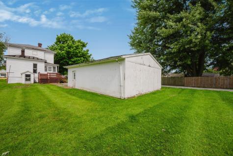 77 S Hartford Avenue Centerburg OH 43011