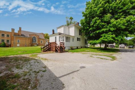77 S Hartford Avenue Centerburg OH 43011