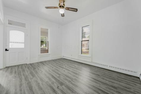 77 S Hartford Avenue Centerburg OH 43011
