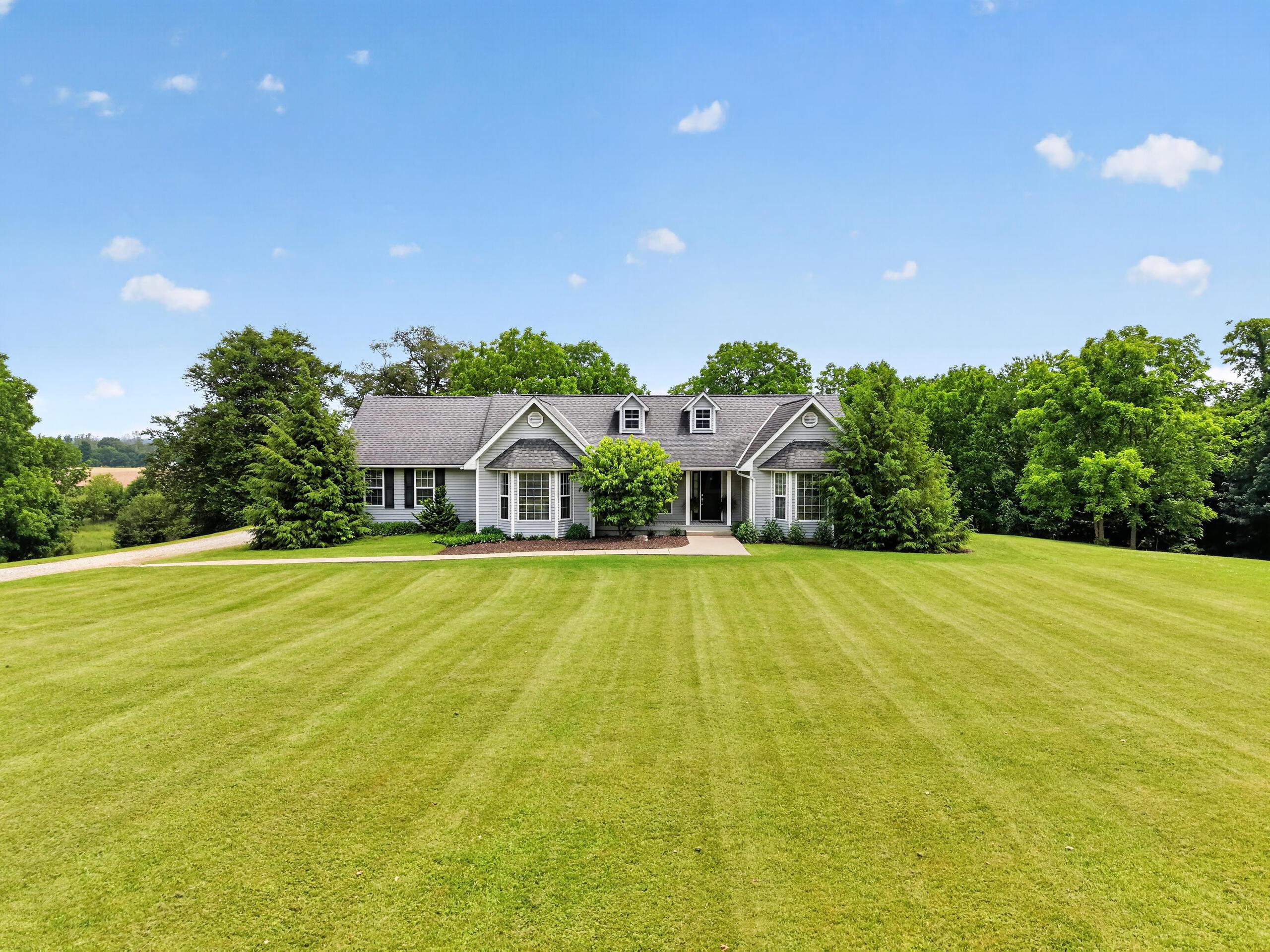 16880 Pinkley Road Fredericktown OH 43019