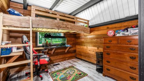 1680 Millersburg Road Utica OH 43080
