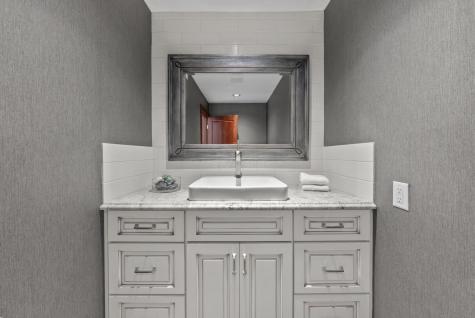 17980 Gambier Road Mount Vernon OH 43050