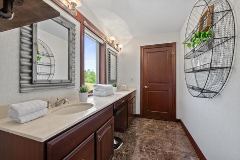 17980 Gambier Road Mount Vernon OH 43050