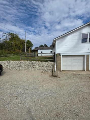 12437 Mary Street Howard OH 43028
