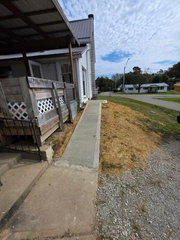 12437 Mary Street Howard OH 43028