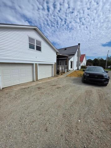 12437 Mary Street Howard OH 43028
