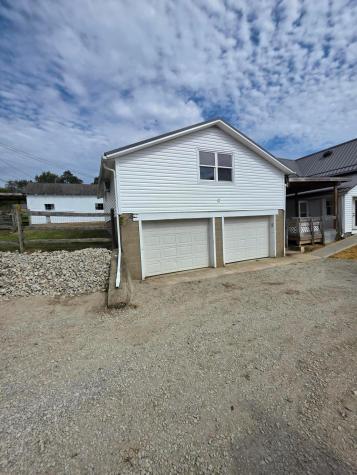 12437 Mary Street Howard OH 43028