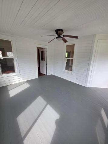 12437 Mary Street Howard OH 43028