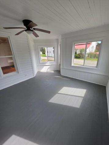 12437 Mary Street Howard OH 43028