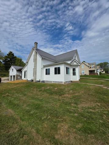 12437 Mary Street Howard OH 43028
