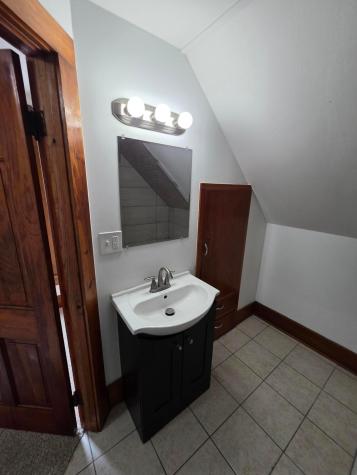 12437 Mary Street Howard OH 43028