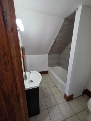 12437 Mary Street Howard OH 43028