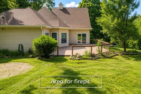 740 King Beach Drive Howard OH 43028