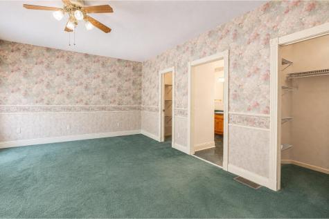 740 King Beach Drive Howard OH 43028