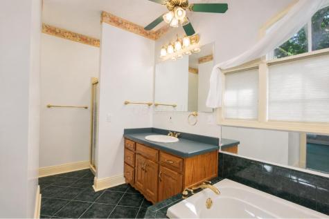 740 King Beach Drive Howard OH 43028