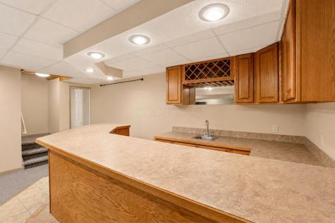 740 King Beach Drive Howard OH 43028