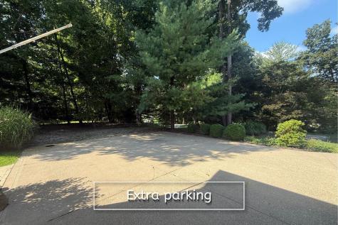 740 King Beach Drive Howard OH 43028